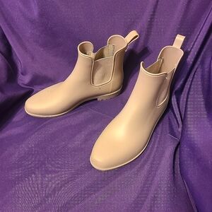 SUPER CUTE POINTED TOE RAIN BOOTS
